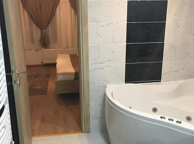 Divanhana Bed & Breakfast 4*